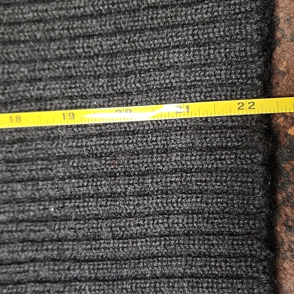 Unisex Black Sweater - Picture 4 of 7
